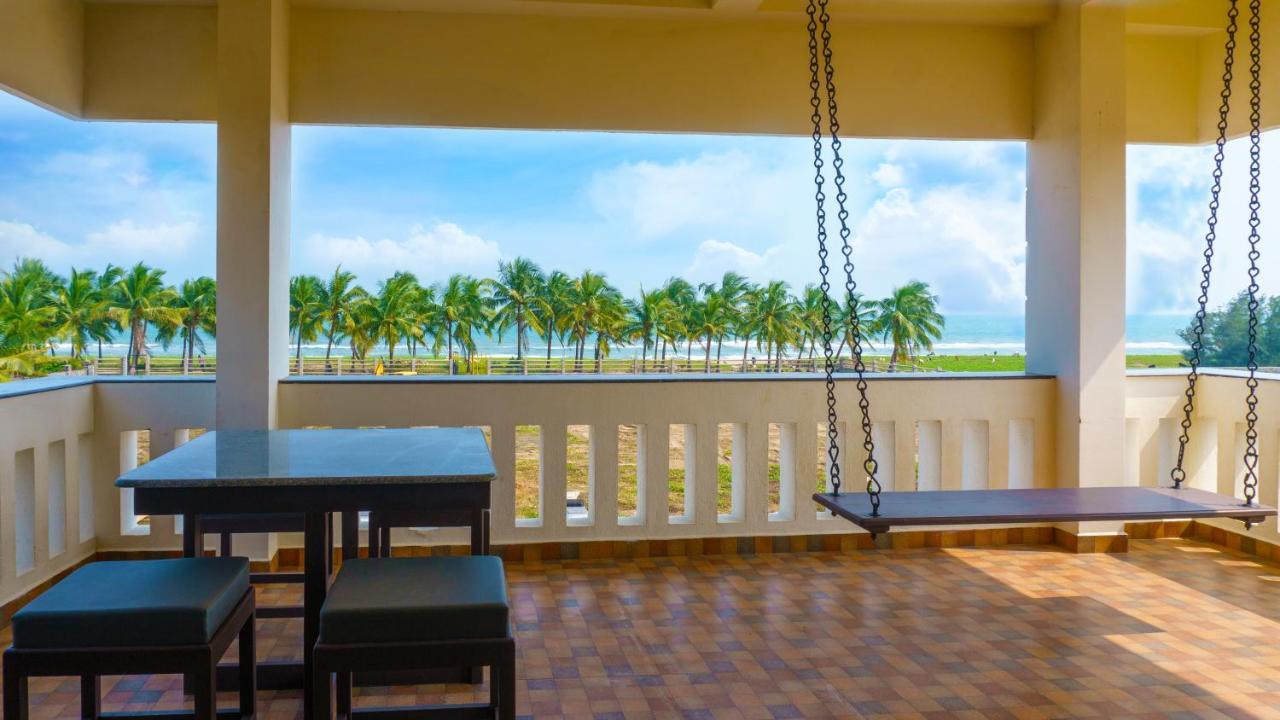 Pranaav Beach Resort بونديتْشيري المظهر الخارجي الصورة